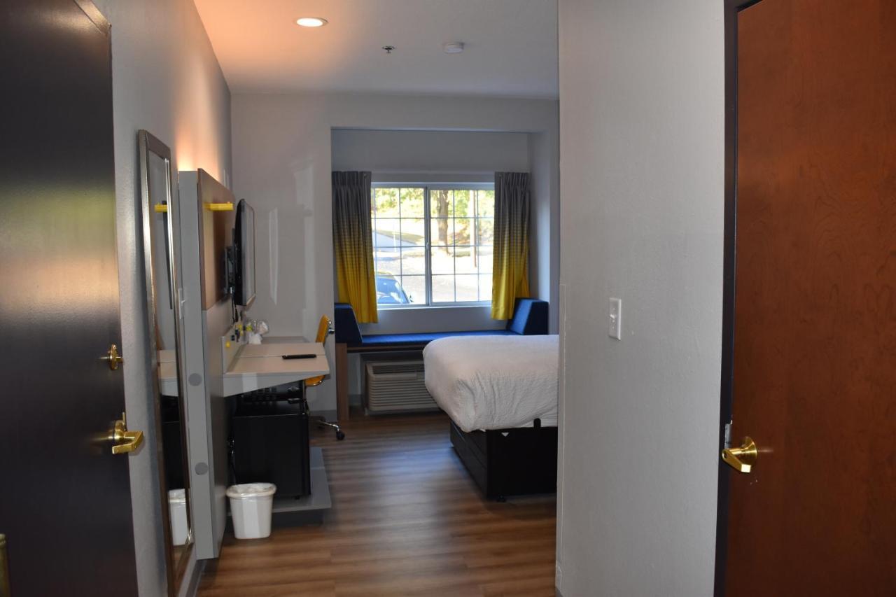 Microtel Inn & Suites By Wyndham Stockbridge/Atlanta I-75 Dış mekan fotoğraf